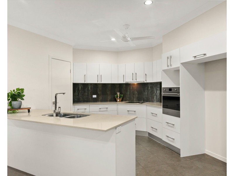 74 Fitzmaurice Drive, Bentley Park QLD 4869