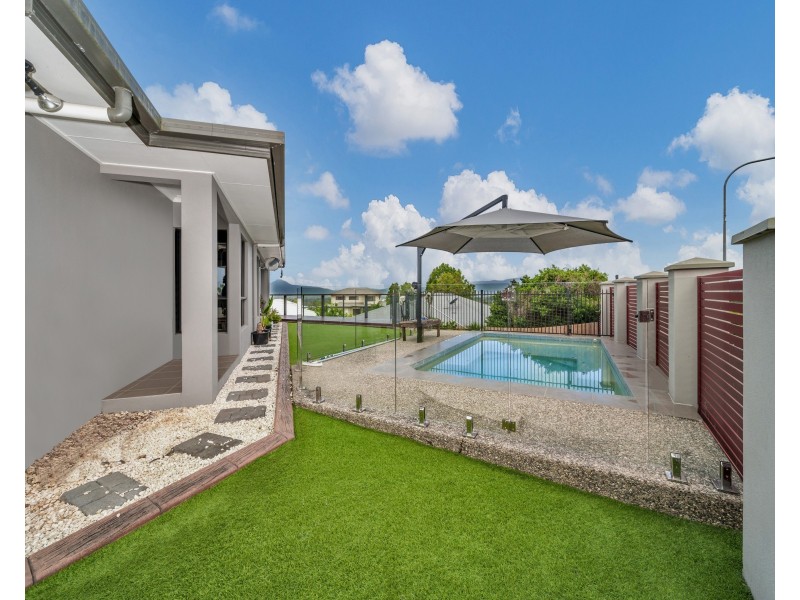 74 Fitzmaurice Drive, Bentley Park QLD 4869