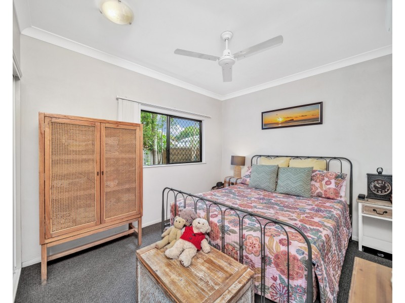 1/4-6 Olive Street, Manoora QLD 4870