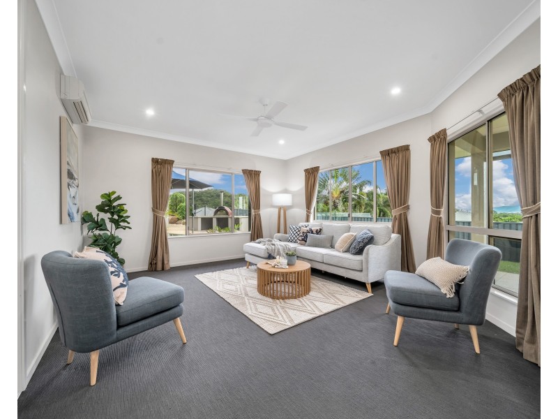 16 Morwong Close, Kanimbla QLD 4870