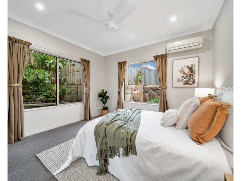 16 Morwong Close, Kanimbla QLD 4870