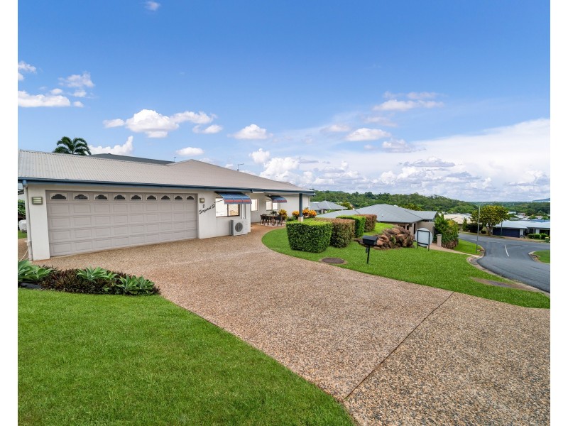 2 Sergeant Street, Kanimbla QLD 4870