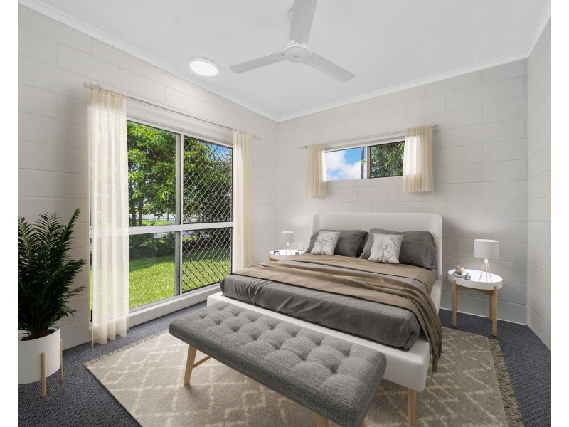 1 Lisa Close, Mooroobool QLD 4870