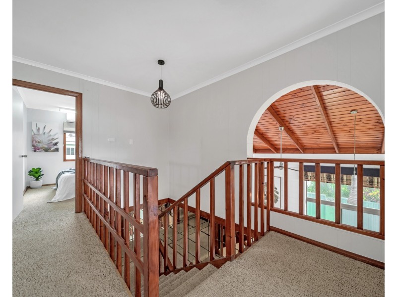 7 Bottlebrush Street, Mooroobool QLD 4870