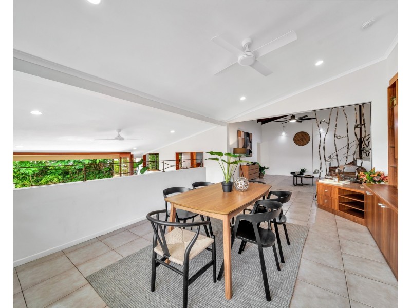 27 Hutchinson Street, Edge Hill QLD 4870