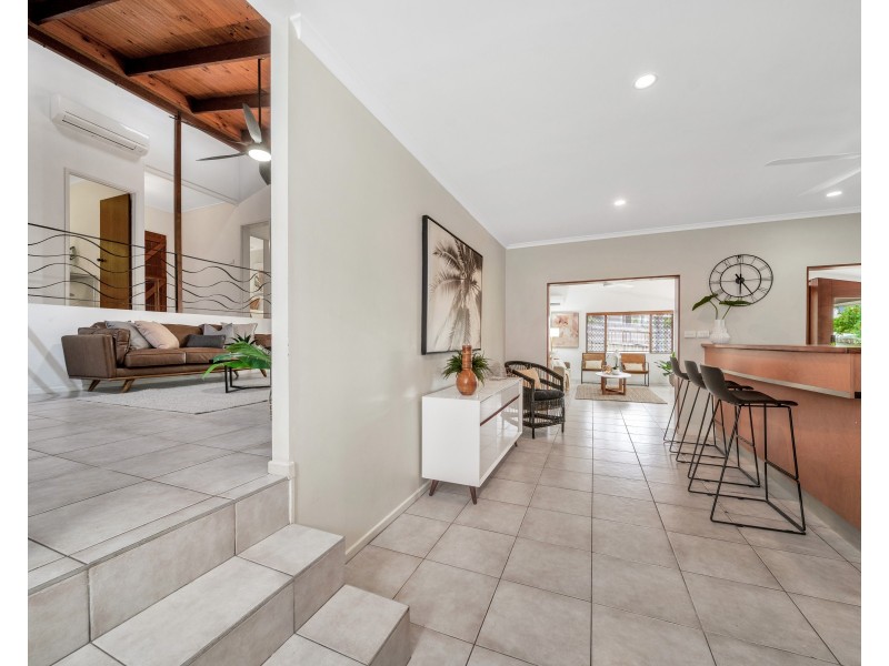 27 Hutchinson Street, Edge Hill QLD 4870