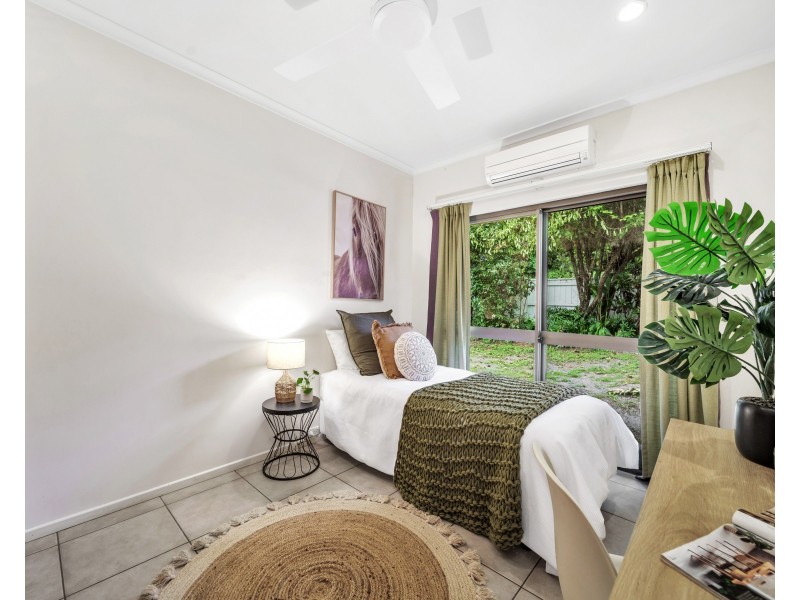 27 Hutchinson Street, Edge Hill QLD 4870