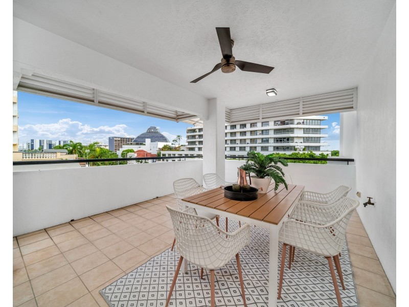 402/5 Abbott Street, Cairns City QLD 4870