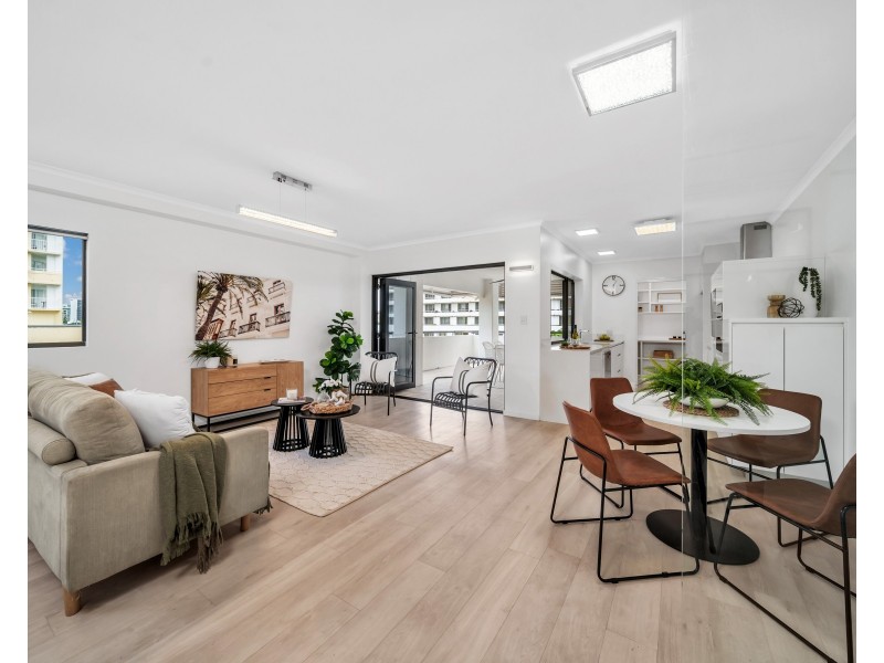 402/5 Abbott Street, Cairns City QLD 4870