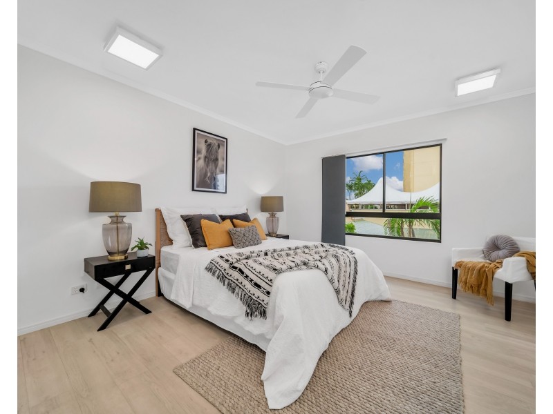 402/5 Abbott Street, Cairns City QLD 4870