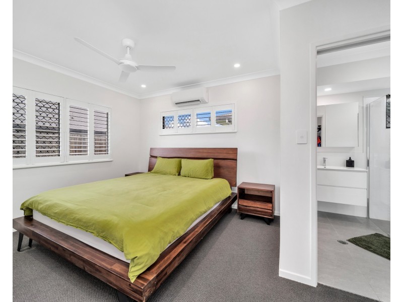 16 Ferndale Entrance, Trinity Beach QLD 4879