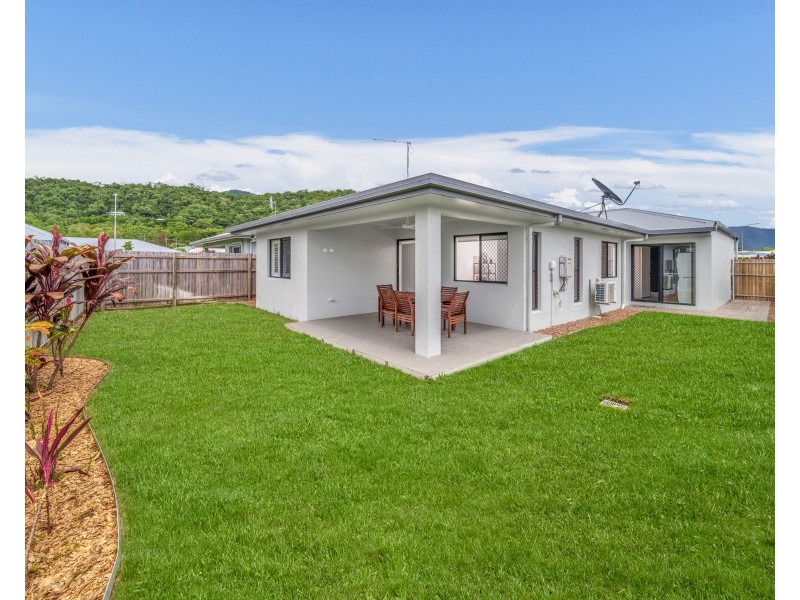 16 Ferndale Entrance, Trinity Beach QLD 4879