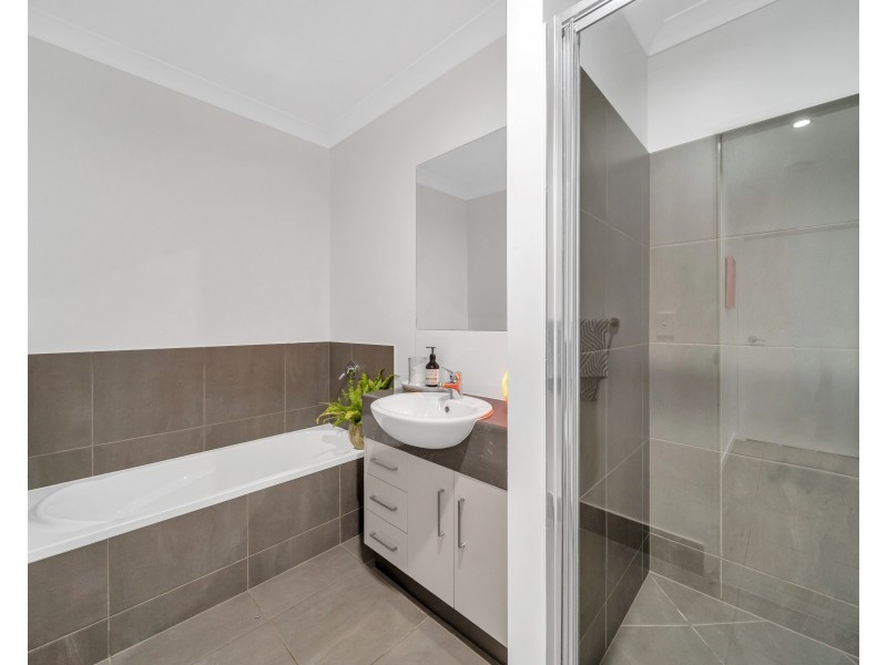 84A  Redlynch Intake Road, Redlynch QLD 4870