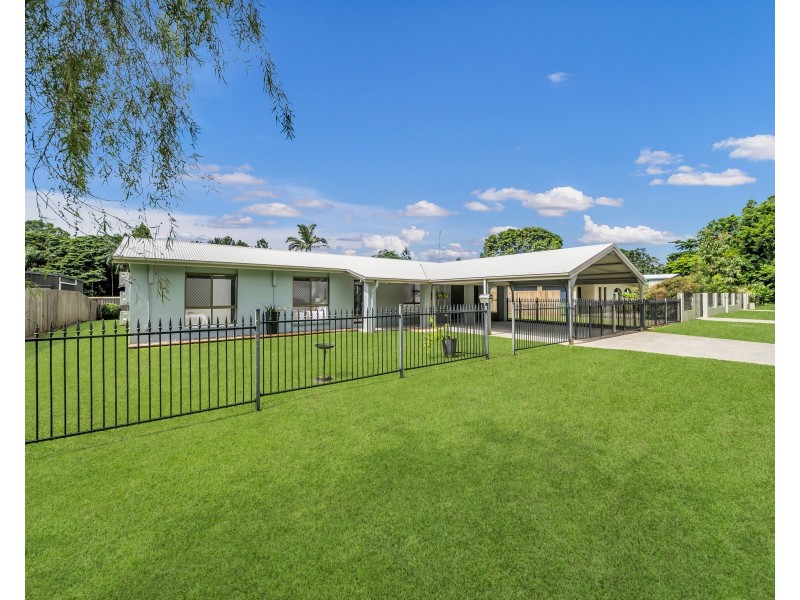 18 Bellbird Street, Bayview Heights QLD 4868
