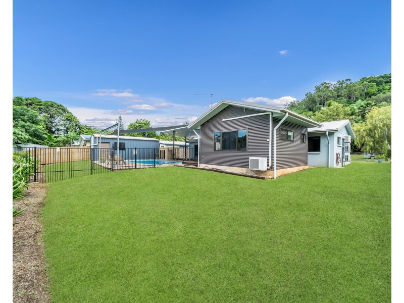 18 Bellbird Street, Bayview Heights QLD 4868
