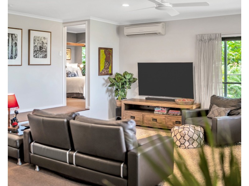 19 Ellen Close, Bayview Heights QLD 4868