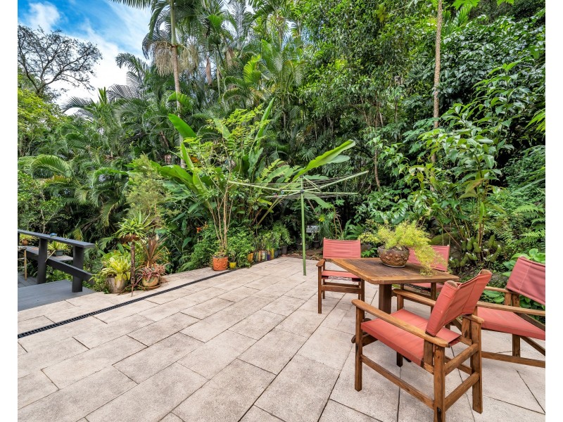 19 Ellen Close, Bayview Heights QLD 4868