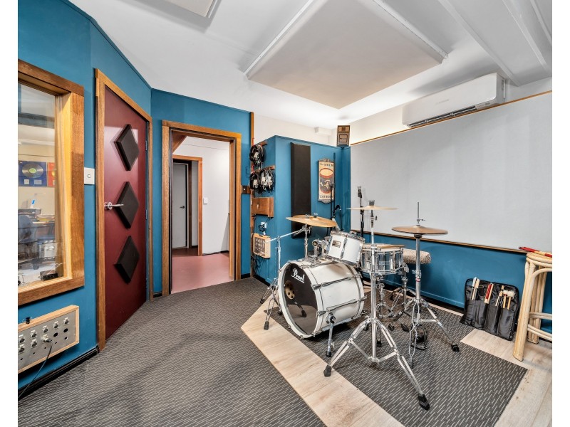 19 Ellen Close, Bayview Heights QLD 4868