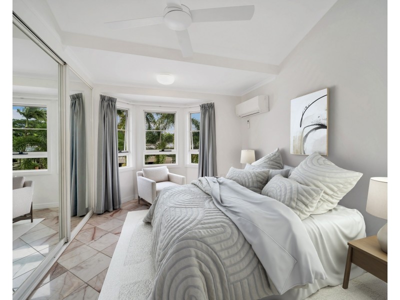 8/182 McLeod Street, Cairns North QLD 4870