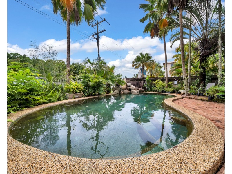 8/182 McLeod Street, Cairns North QLD 4870