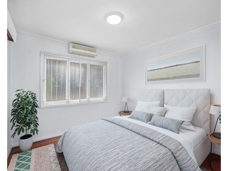 28 Hogan Street, Westcourt QLD 4870