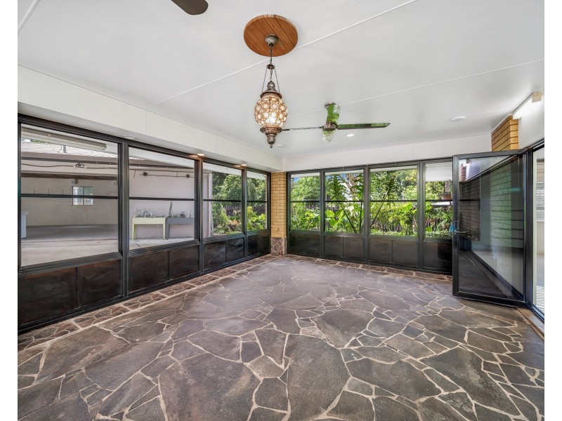 7 Curlew Court, Bayview Heights QLD 4868