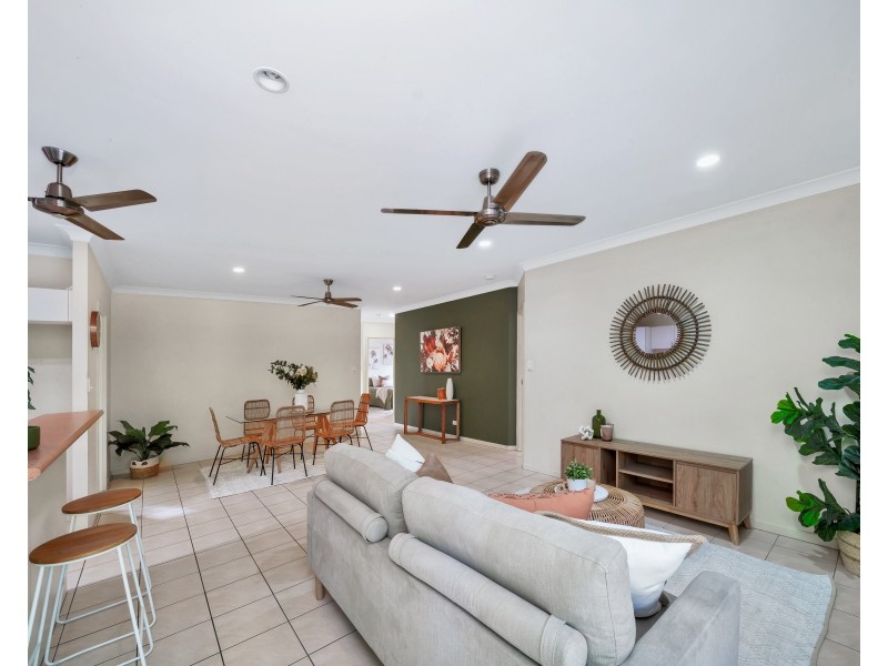 17 Cable Close, Kewarra Beach QLD 4879