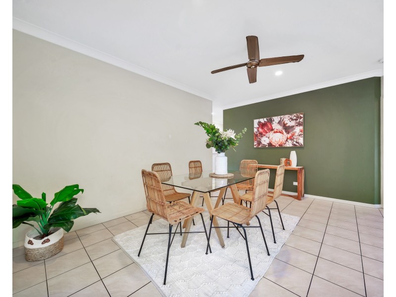 17 Cable Close, Kewarra Beach QLD 4879