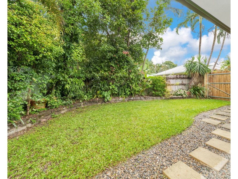 17 Cable Close, Kewarra Beach QLD 4879