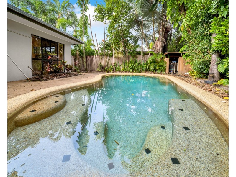 17 Cable Close, Kewarra Beach QLD 4879