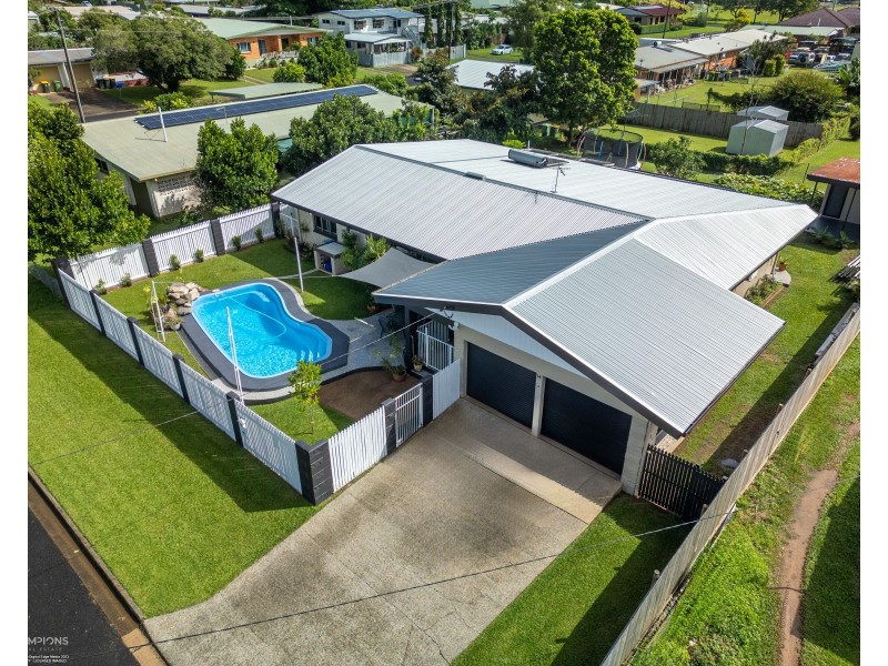 14 Lynette Street, Woree QLD 4868
