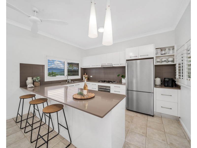 25 Jumna Close, Bentley Park QLD 4869