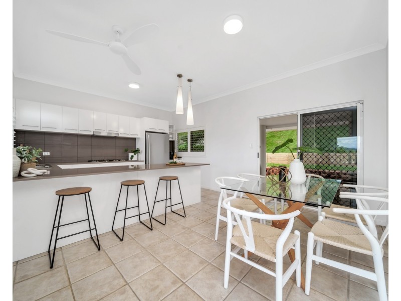 25 Jumna Close, Bentley Park QLD 4869