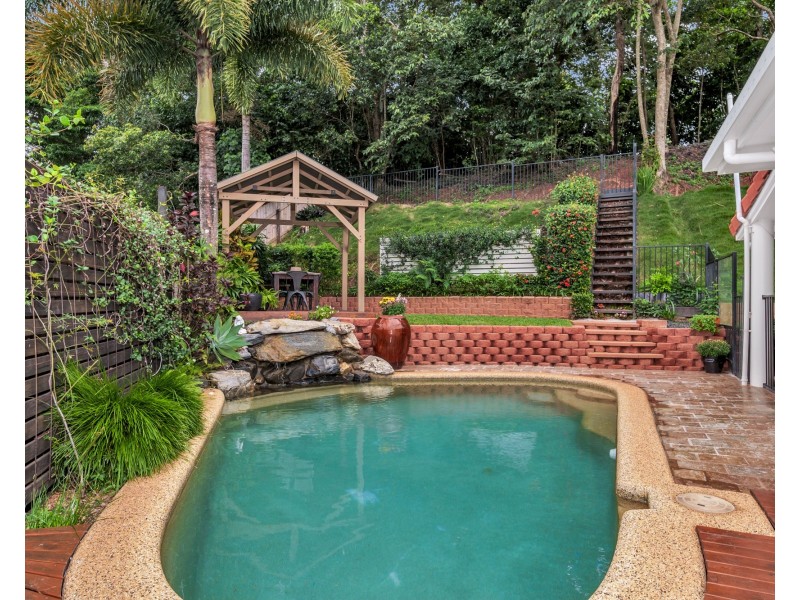 25 Jumna Close, Bentley Park QLD 4869