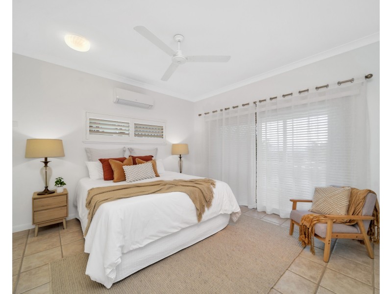 25 Jumna Close, Bentley Park QLD 4869