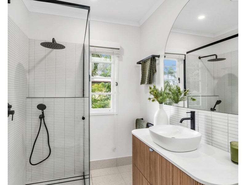 35 Cavendish Street, Earlville QLD 4870