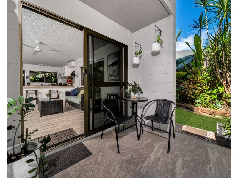 4/40 Mimosa Street, Holloways Beach QLD 4878