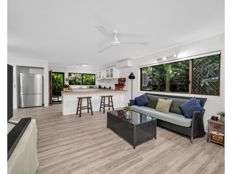 4/40 Mimosa Street, Holloways Beach QLD 4878
