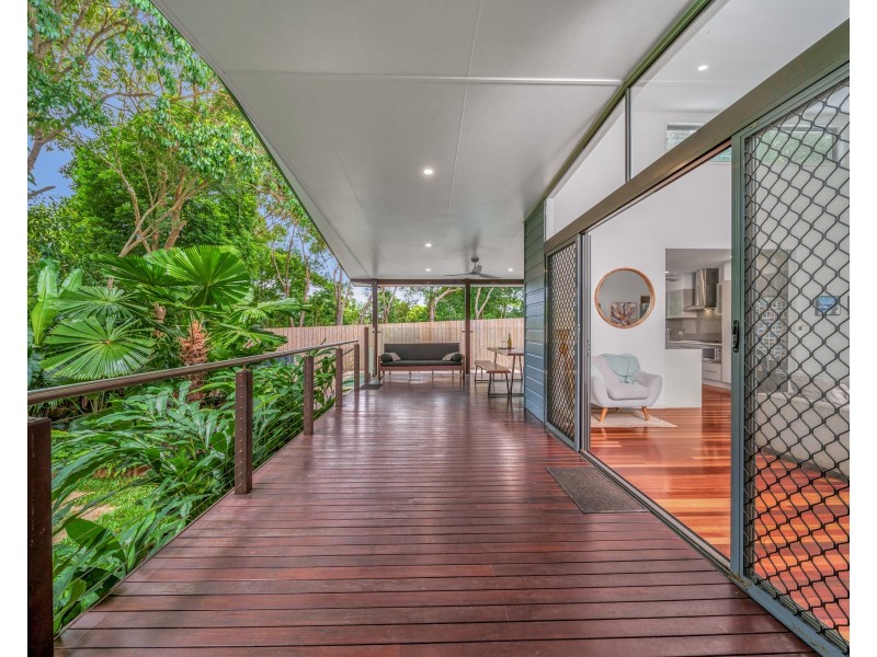 4 Port Close, Trinity Beach QLD 4879