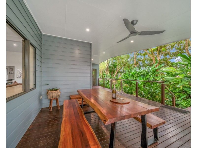 4 Port Close, Trinity Beach QLD 4879