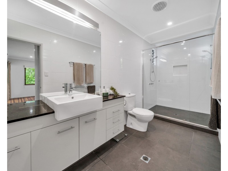 4 Port Close, Trinity Beach QLD 4879