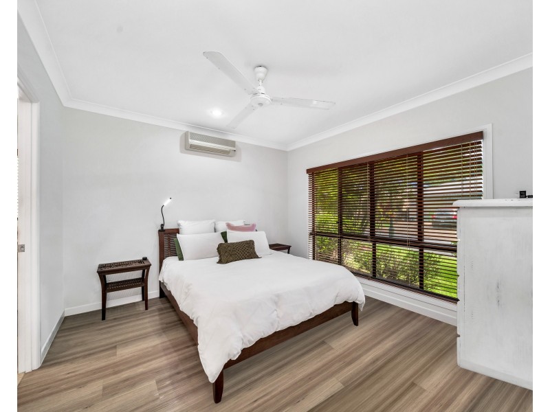 45 Chesterfield Close, Brinsmead QLD 4870