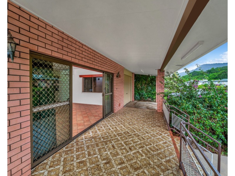 1 Alfio Street, Woree QLD 4868