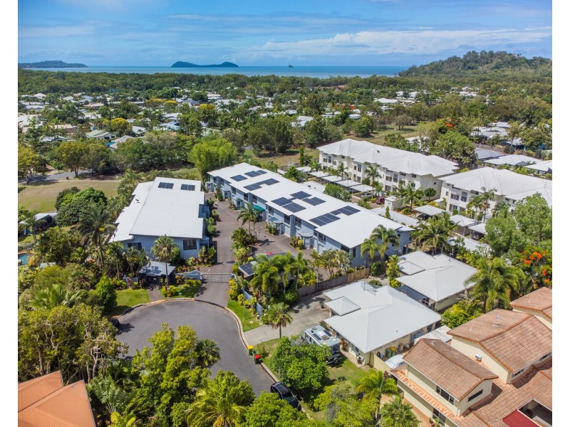 2/20 Oyster Court, Trinity Beach QLD 4879