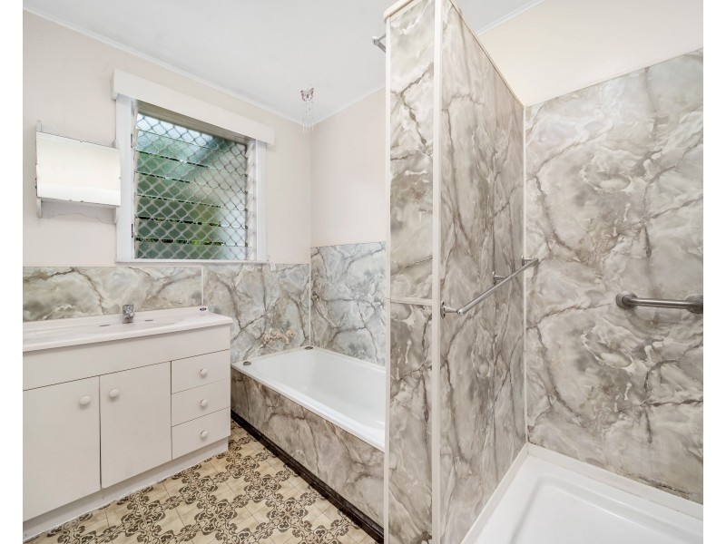 39 Yarrum Street, Earlville QLD 4870