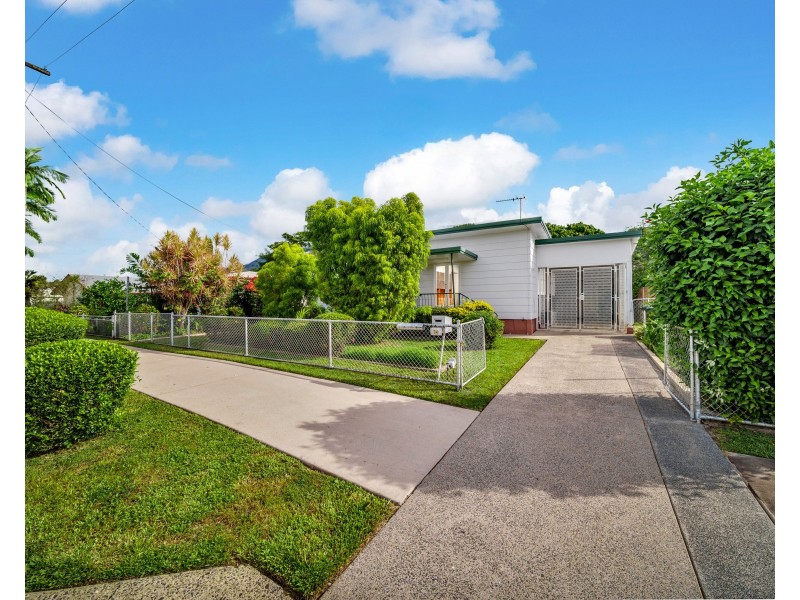 39 Yarrum Street, Earlville QLD 4870