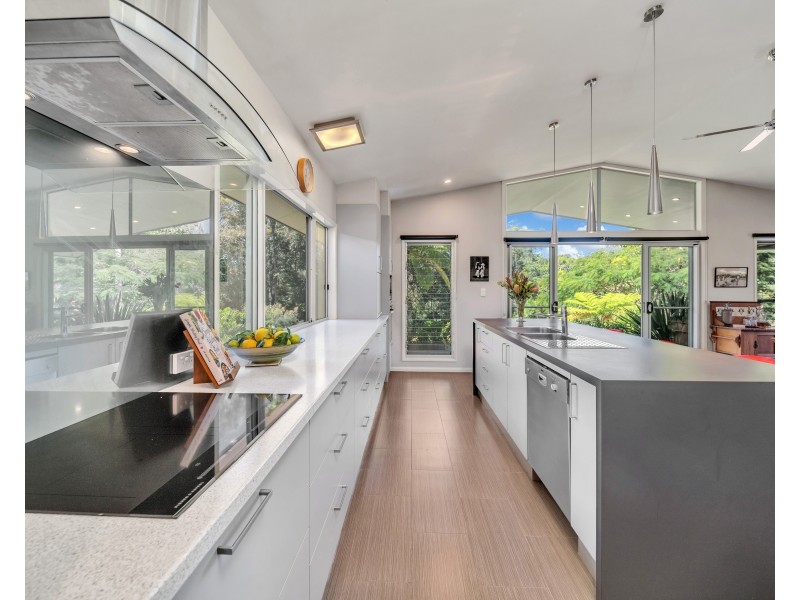 30-31 Wavell Drive, Tinaroo QLD 4872