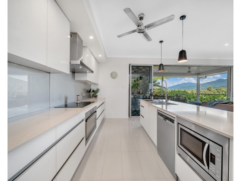 35 Propeller Court, Trinity Beach QLD 4879