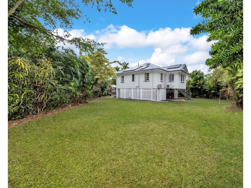 42 Cavendish Street, Earlville QLD 4870