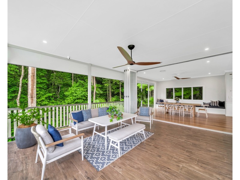 35-37 Gloucester Street, Whitfield QLD 4870